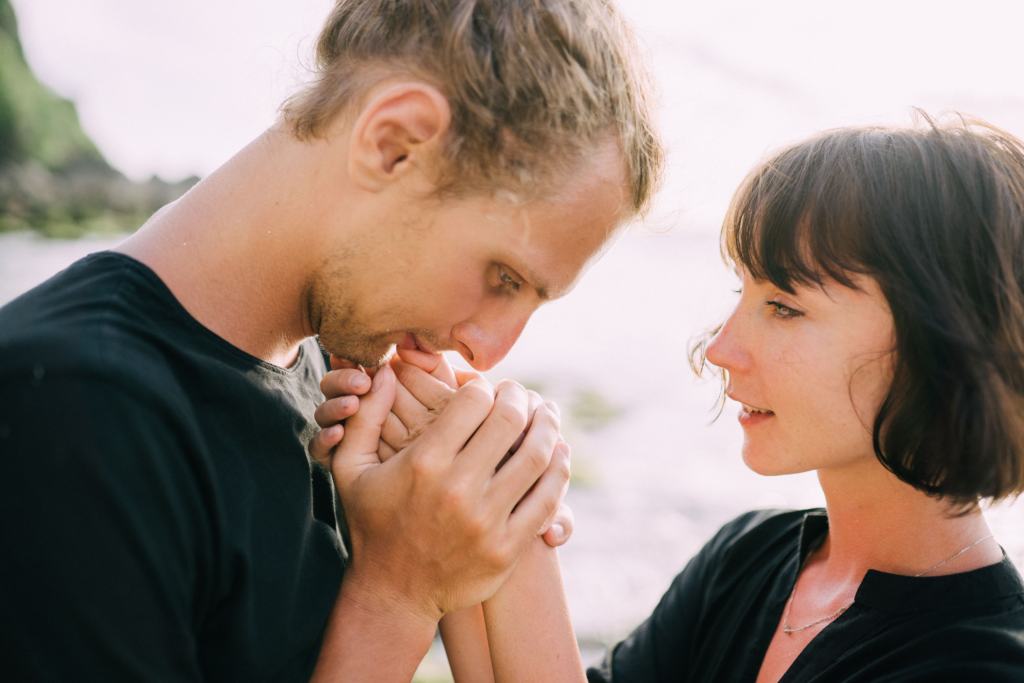 Relación tóxica: estas señales indican que estás en una